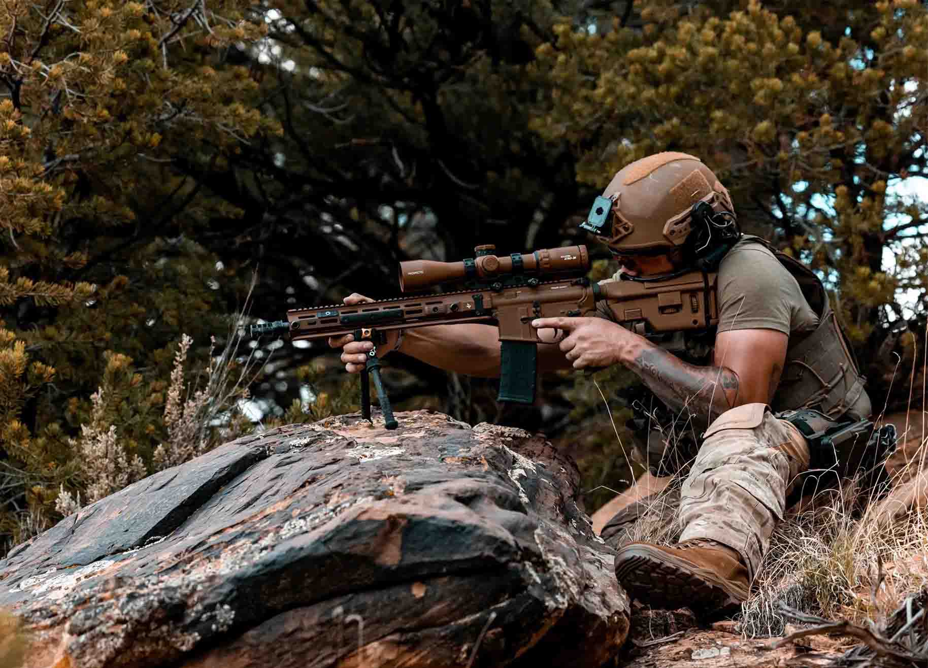 Zephyr MKII GTX HI Boots - Lowa — SERMILITAR
