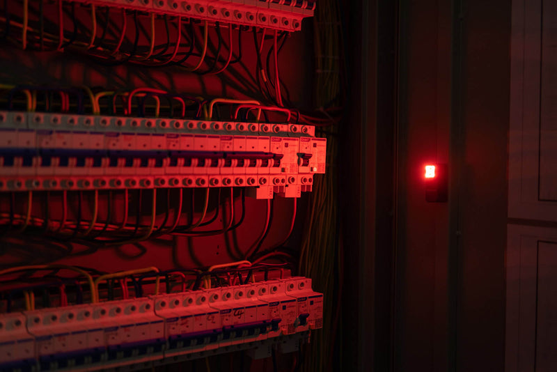 Linterna compacta OCLIP 300 Lum. recargable - Olight