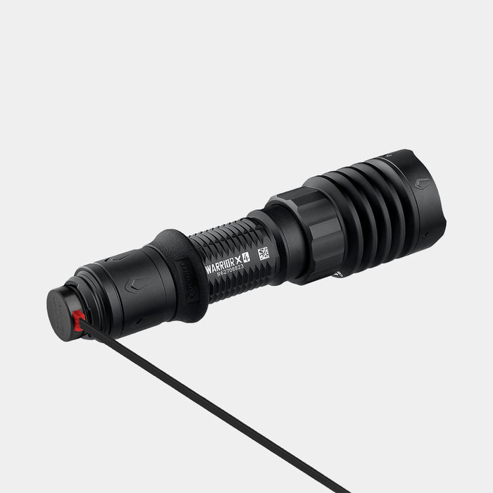 Linterna de mano WARRIOR X 4 2600 Lum. recargable- Olight