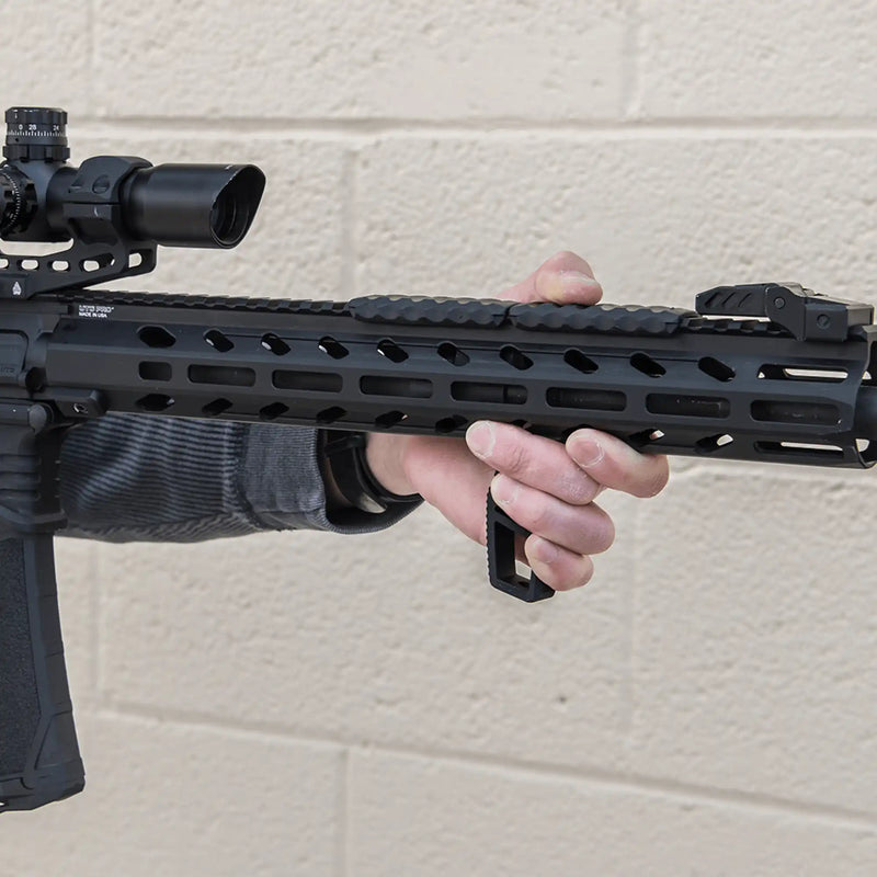 UTG® Ultra Slim voorgrip M-LOK - Leapers