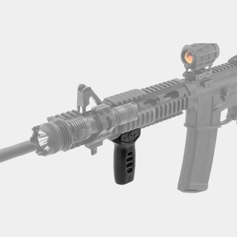 UTG® Super Slim Vertikal-Vordergriff für Picatinny-Schiene - Leapers