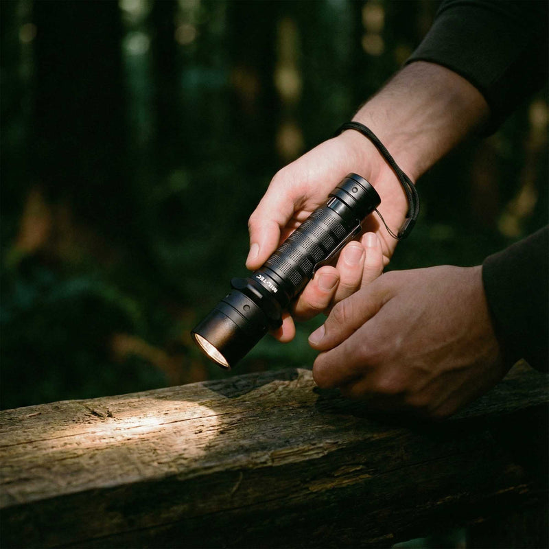 Oplaadbare zaklamp MISSION 1000 - MIL-TEC