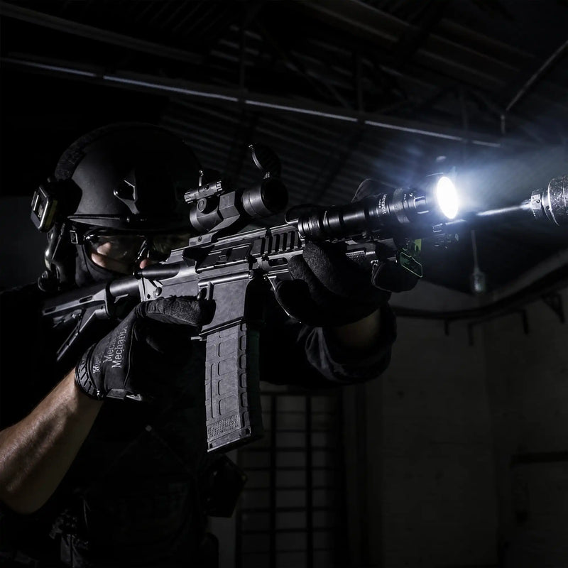 Linterna para arma larga con pulsador remoto WL50B IR 1000 Lum. - Nextorch