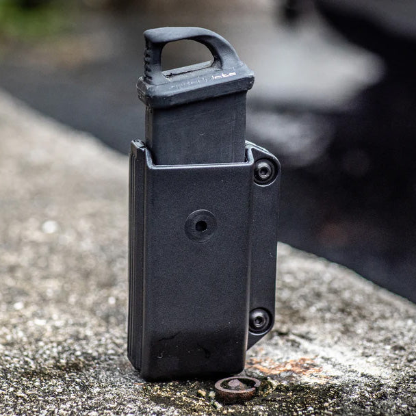 8MH01 Magazine Holder - Vega Holster