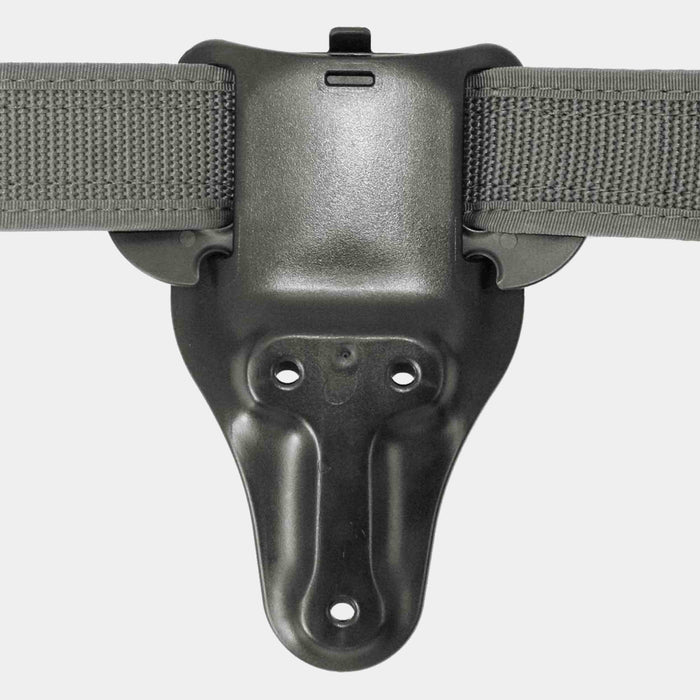 Accessory Safariland  P-2201 UBL P-2201 UBL blade reducer safariland front view belt mounted