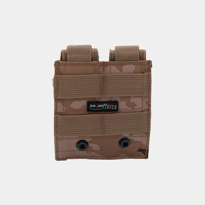 Pixelated arid gun double magazine carrier